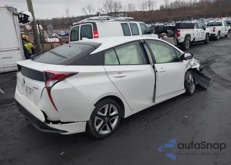 2016 Toyota Prius Three Touring z USA, uszkodzony, nr VIN JTDKARFU8G3508911